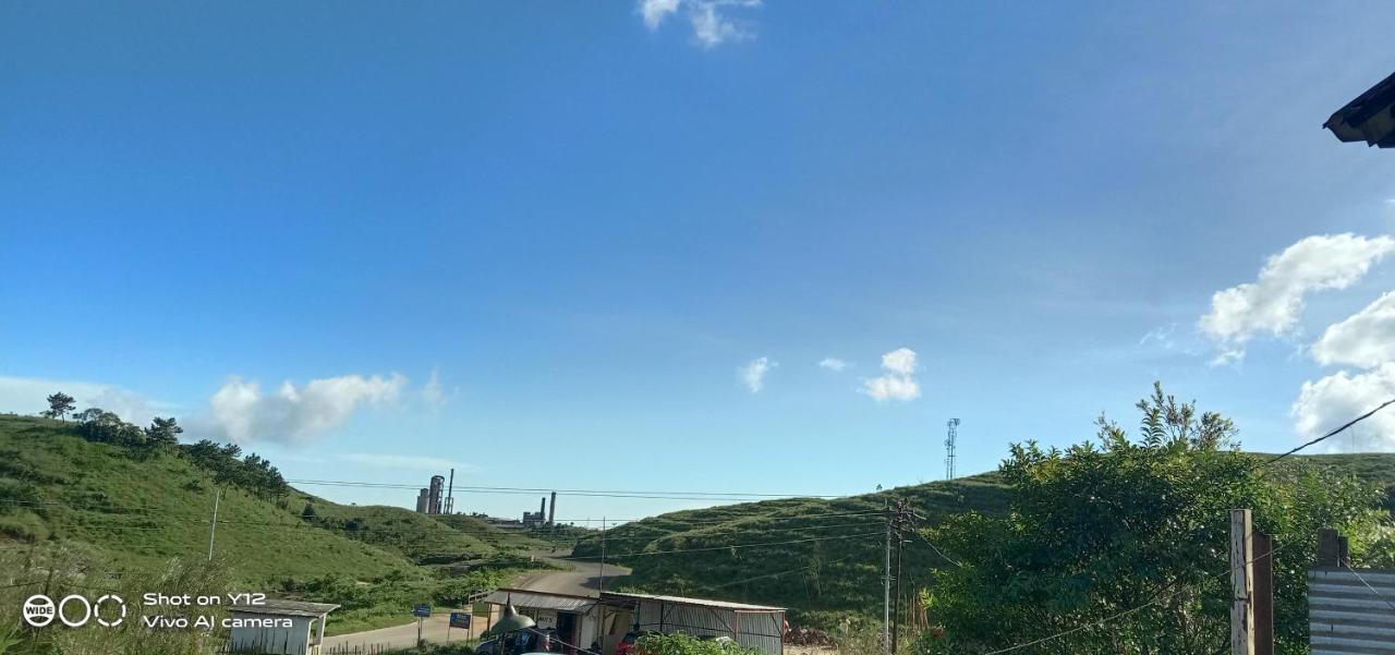 Hillside Homestay Čérápuňdží Exteriér fotografie